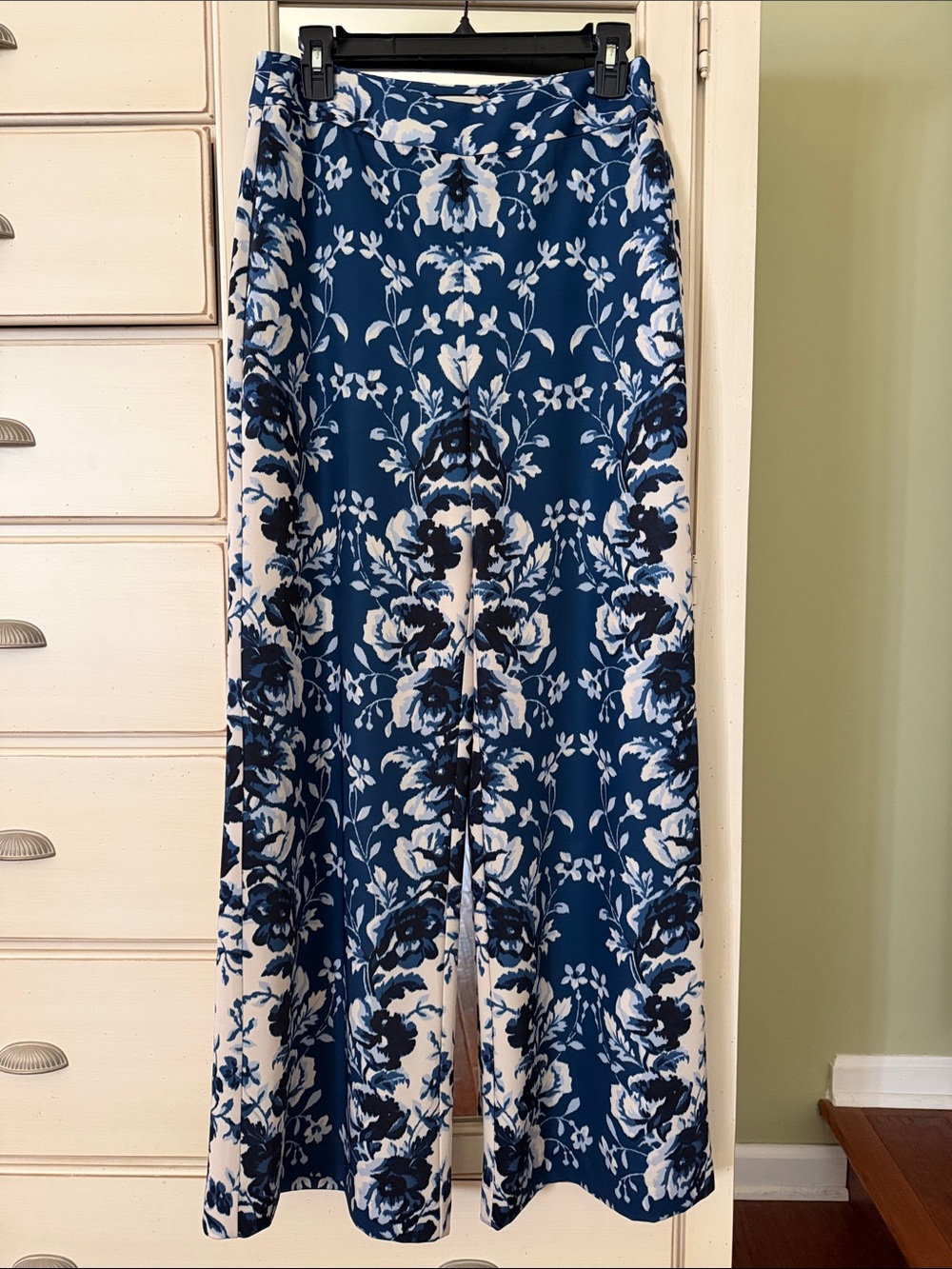 Tuckernuck Navy and White Floral Wide-Leg Pants
